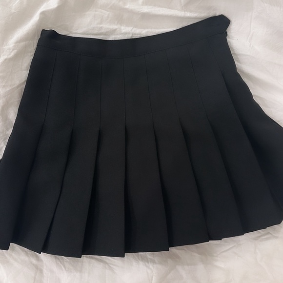 Mini Plaid skirt - Picture 2 of 3